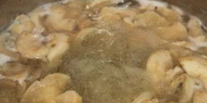 Шаг 1: маринованных груздей с чесноком