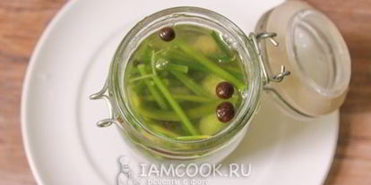 Шаг 8: маринованных стрелок чеснока