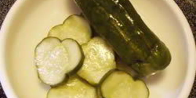 Рецепт Остреньких маринованных огурчиков с укропом