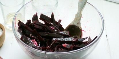 Шаг 5: свеклы острой маринованной