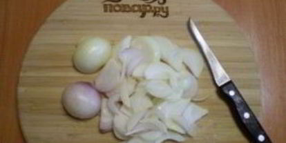 Шаг 2: огурчиков с луком на зиму