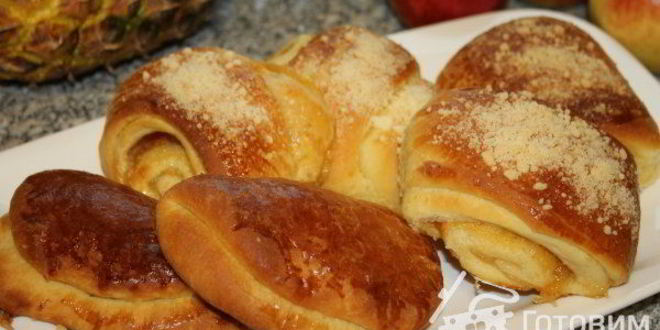Рецепт Дрожжевых рулетиков с яблочным повидлом