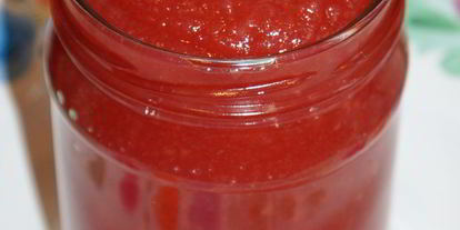 Шаг 10: яблочного повидла с красной смородиной