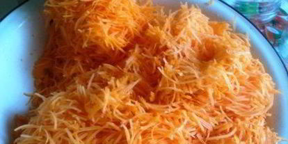 Шаг 1: приправы из томатов и моркови