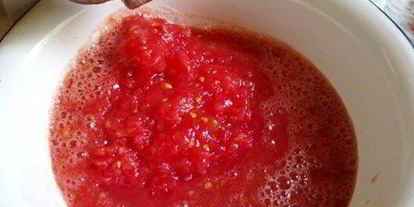 Шаг 3: приправы из томатов и моркови