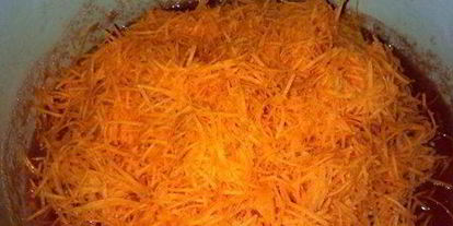 Шаг 4: приправы из томатов и моркови