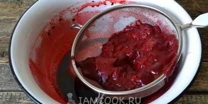 Шаг 10: сока из черноплодной рябины на зиму