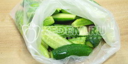 Шаг 4: быстрых малосольных огурцов