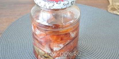 Шаг 7: горбуши соленой в банке