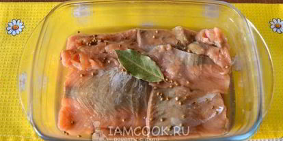 Шаг 10: малосольного лосося с кориандром сухого посола