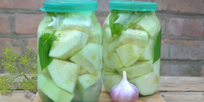 Рецепт малосольных кабачков