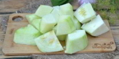 Шаг 1: малосольных кабачков