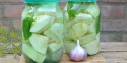 Шаг 4: малосольных кабачков