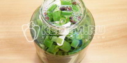 Шаг 5: малосольных огурцов хрустящих