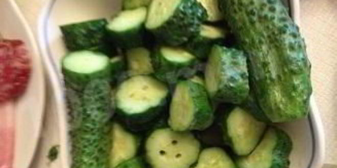 Рецепт малосольных огурцов с сахаром сухой способ