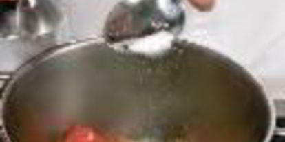 Шаг 3: помидоров в собственном соку