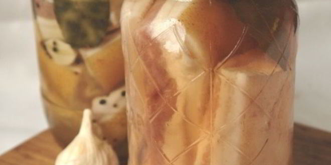 Рецепт Сала в рассоле с чесноком