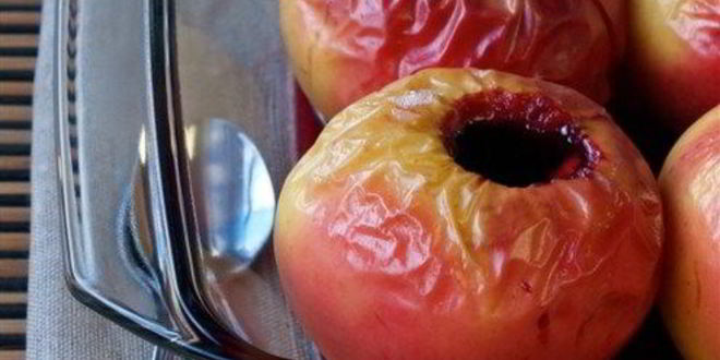 Рецепт печеных яблок с вареньем