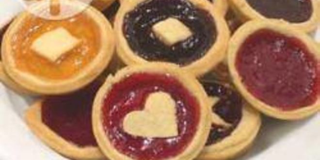 Рецепт песочных корзиночек с вареньем