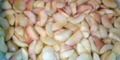 Шаг 1: варенья из зеленых персиков