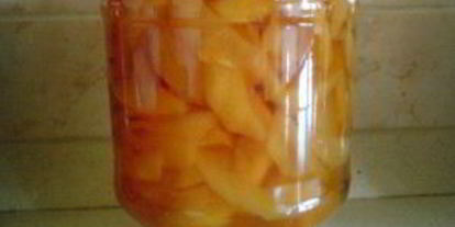 Шаг 2: варенья из зеленых персиков