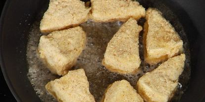 Шаг 4: жареного камамбера с вареньем из брусники