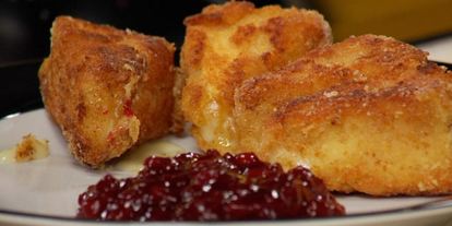 Шаг 5: жареного камамбера с вареньем из брусники