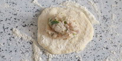 Шаг 11: беляшей с куриным фаршем