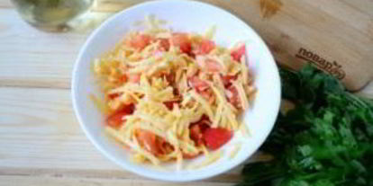 Шаг 4: беляшей с помидорами и сыром