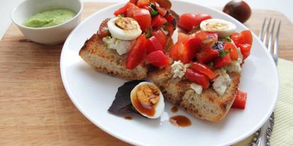 Шаг 3: брускетты с домашним соусом песто