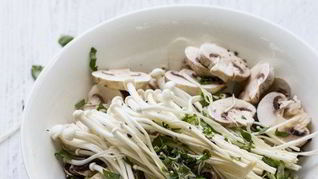 Рецепт Брускетты с грибами и сыром бри