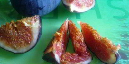 Шаг 4: брускетты с инжиром и пармской ветчиной