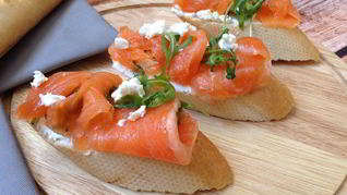 Рецепт Брускетты с лососем