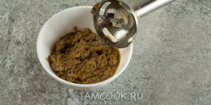 Шаг 4: брускетты с оливковой пастой