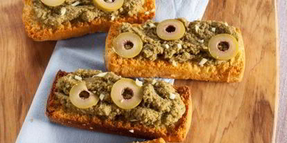 Шаг 8: брускетты с оливковой пастой