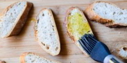 Шаг 2: брускетты с овощами