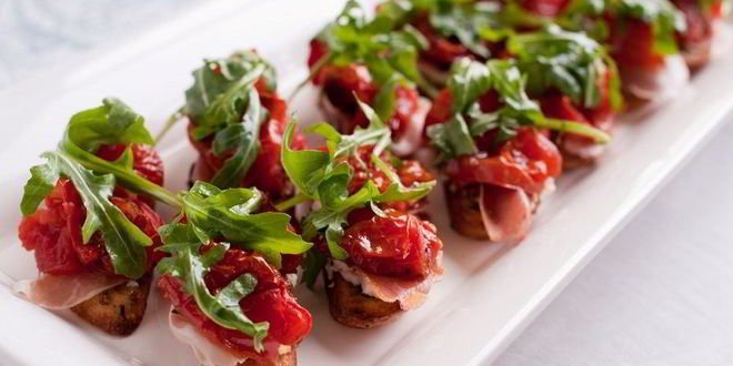 Рецепт Брускетты с прошутто