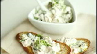 Рецепт Брускетты с салатом из тунца