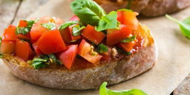 Рецепт брускетты с томатами и базиликом