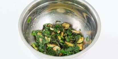 Шаг 6: брускетты с ветчиной