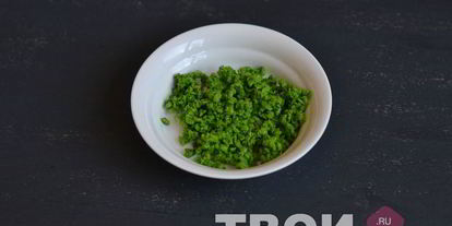 Шаг 1: брускетты с зеленым горошком