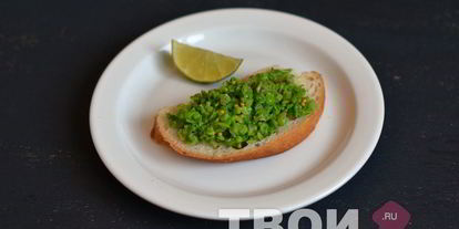 Шаг 9: брускетты с зеленым горошком