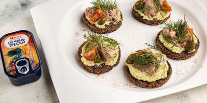 Шаг 7: брускетт с печенью трески и муссом из авокадо