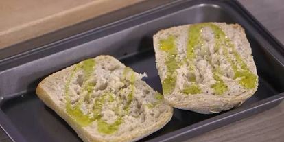 Шаг 4: бургеров с курицей, беконом и голубым сыром