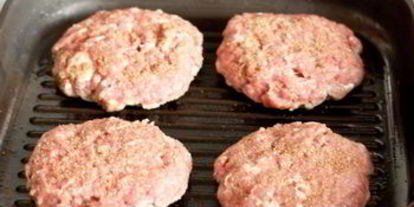 Шаг 7: гамбургеров с голубым сыром и грибами