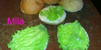 Шаг 2: гамбургеров с корейской морковкой