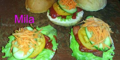 Шаг 7: гамбургеров с корейской морковкой