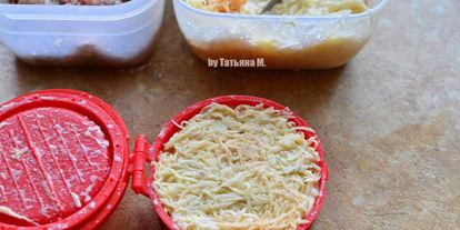 Шаг 2: картофельных бургеров с мясной начинкой