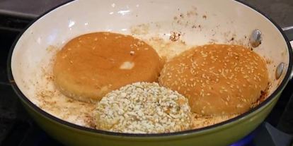 Шаг 10: овощных бургеров с чечевицей, грибами и курагой