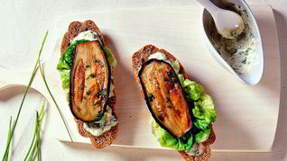 Рецепт Бутерброда с жареным баклажаном